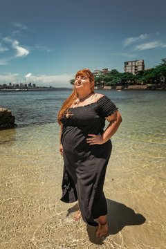 Vestido Plus Size Deusa na internet