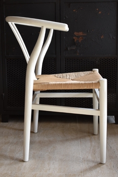 SILLA WISHBONE HUESO + RATÁN COLOR NATURAL - comprar online