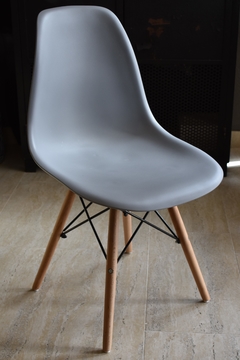 COMBO X 4 SILLAS EAMES GRIS - comprar online