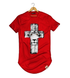 Camiseta Longline Cruz Leão de Judá - Pintee T-shirt - As Camisetas Mais Incríveis da Internet