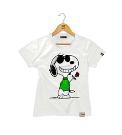 Camiseta Baby Look Snoopy - Pintee T-shirt - As Camisetas Mais Incríveis da Internet
