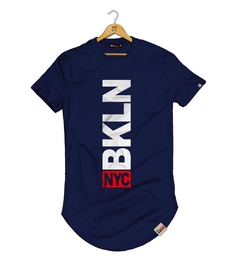 Camiseta LongLine BKLN NYC - Pintee T-shirt - As Camisetas Mais Incríveis da Internet