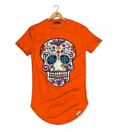 https://acdn.mitiendanube.com/stores/300/424/products/camiseta-longline-caveira-mexicana-laranja1-d50d2cf917aa3063cd16854675553598-240-0.jpg