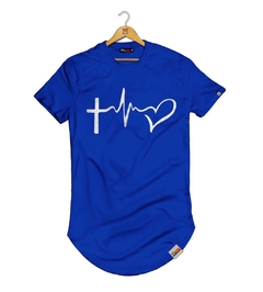 Camiseta Longline Cruz Coração - comprar online