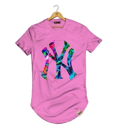 Camiseta LongLine Pintee NY Color Floral Verão - Pintee T-shirt - As Camisetas Mais Incríveis da Internet