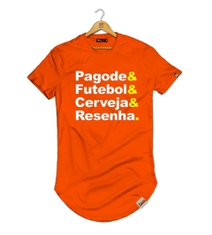 Camiseta Longline Pintee Frase Pagode & Futebol & Cerveja & Resenha - Pintee T-shirt - As Camisetas Mais Incríveis da Internet