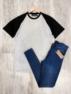 Remera Mercy Black & Grey - Wonderland Clothing