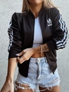 Campera Adidas negra y blanca