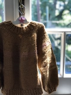 Sweater Emma_Patrón paso a paso DIGITAL_Talle de 1 a 14 años. en internet