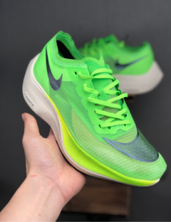 Nike ZoomX Vaporfly Next% - comprar online