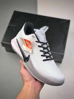 TENIS NIKE MAMBA FOCUS EP ORIGINAL