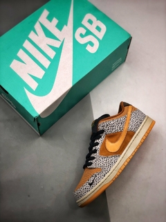 TÊNIS NIKE SB DUNK LOW x PRO ISO BURNT SIENNA - Sport Shoe