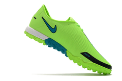 Chuteira Society Nike React Phantom GT2 Pro TF