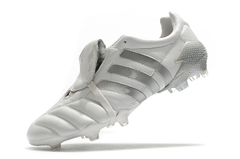 CHUTEIRA ADIDAS PREDATOR MANIA CAMPO ORIGINAL na internet