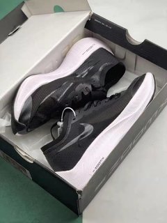 Nike ZoomX Vaporfly Next% Preto/Branco