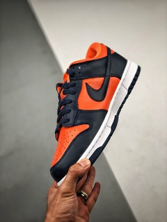 TÊNIS NIKE SB DUNK LOW UNIVERSITY ORANGE CU1727-800