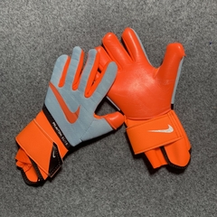 Luva De Goleiro Nike Phantom Elite - comprar online