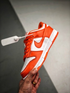 TÊNIS NIKE SB DUNK LOW x SYRACUSE CU1726-101