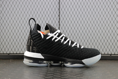 TÉNIS Nike LeBron XVI Battleknit 2.0 Original na internet