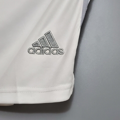 Imagem do Short Adidas São Paulo casa 21/22