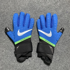 Luva De Goleiro Nike Phantom Elite na internet