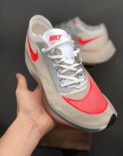 Nike ZoomX Vaporfly Next% - comprar online