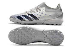 Chuteira Society Adidas Predator Freak.3 Low TF Showpiece Pack - loja online