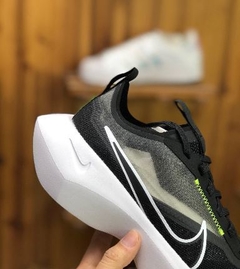 Imagem do Tênis Nike Vista Lite Edição Especial Feminino