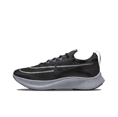 Tênis Nike Zoom Fly 4