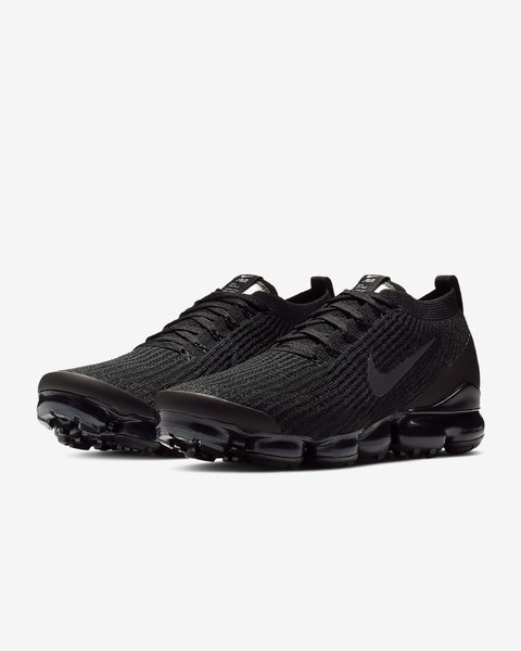 Black vapormax for deals men