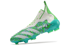 Imagem do Chuteira Adidas Predator Freak+ FG Showpiece Pack