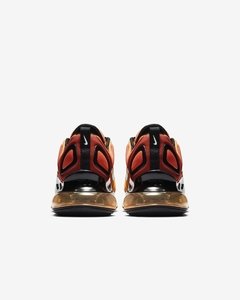 TÊNIS NIKE AIR MAX 720 DOURADO - comprar online