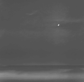Lola García Berro. La luna y el mar, 60 x 60 cm