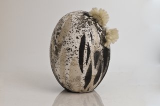 Agustina Garrigou. Raku Potatoid N11, 12cm diam. 15 cm alto