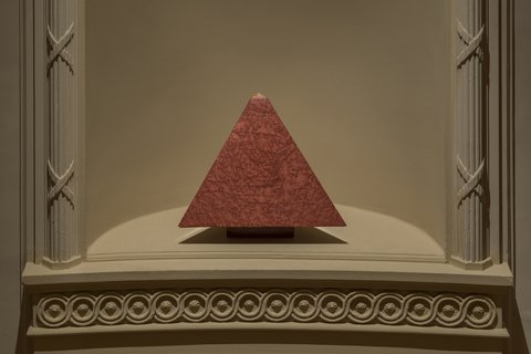 Hernan Salvo. Tetraedro, 38 x 33 x 33 cm