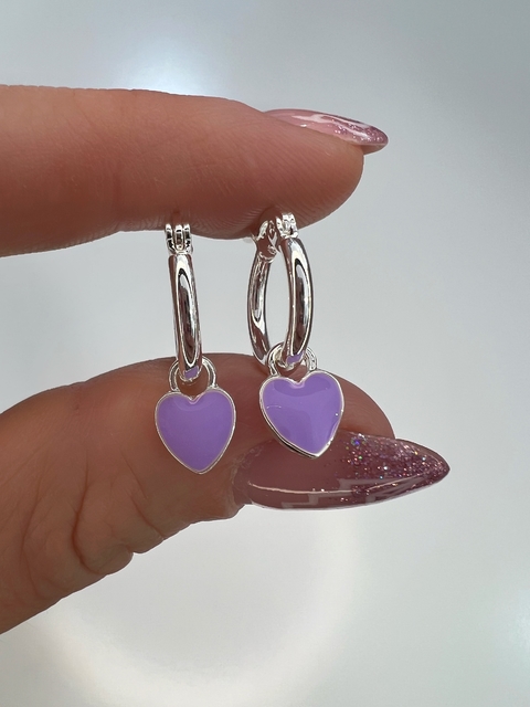 Argollas corazon violeta de acero blanco (par)