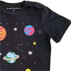 Camiseta infantil Intergaláctica na internet