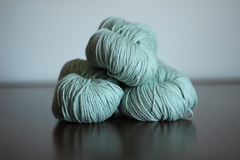Algodón Cotton Pompom 8/8 - color Eucalipto