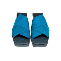 Origami, couro nobuck azul noite, sola exclusiva. Ref. 012.504 na internet