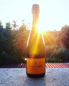 Champagne Veuve Clicquot Brut 750 mL - loja online