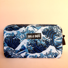 Nécessaire o cartuchera estampa Kanagawa marca Hula Bags