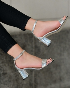 SANDALIAS AGATA PLATA - comprar online