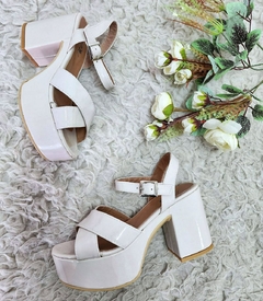 SANDALIAS SASI CHAROL BEIGE