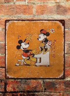 Chapa rústica Mickey y Minnie - comprar online
