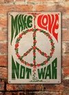 Chapa rústica Make love not war - comprar online