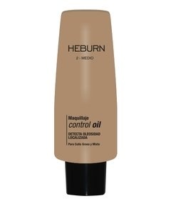 MAQUILLAJE CONTROL OIL