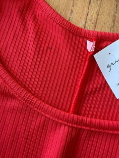 REMERA REBECA ROJA (CON FALLA) - comprar online