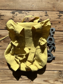 MOCHILA LIENZO AMARILLO LIVIANA - comprar online