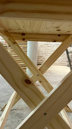Mesa Plegable Pino 70x70 - OHVENTAS | Fabricante de muebles en Pino 