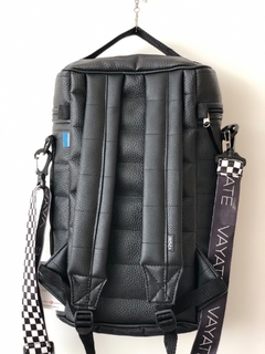 Mochila Matera Cuero Negra - comprar online